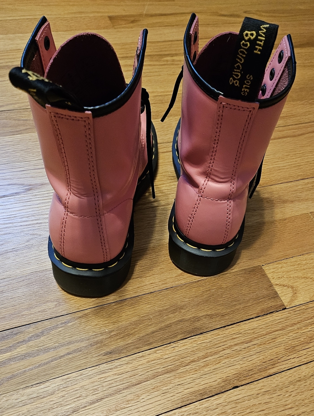 EUC Pink Dr. Martens - Picture 5 of 7